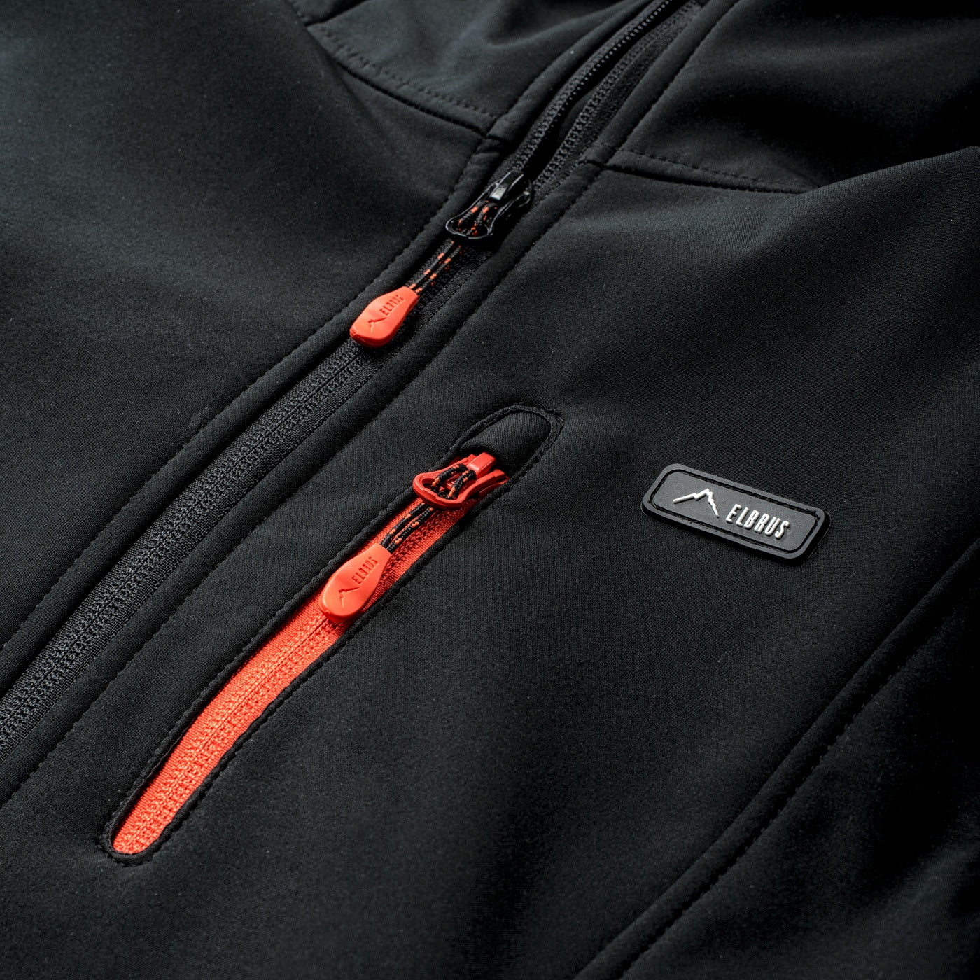 crna zenska softshell jakna