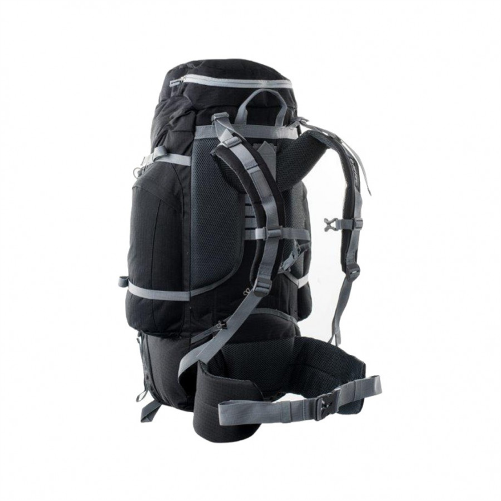 crni putnicki planinarski ranac 65l